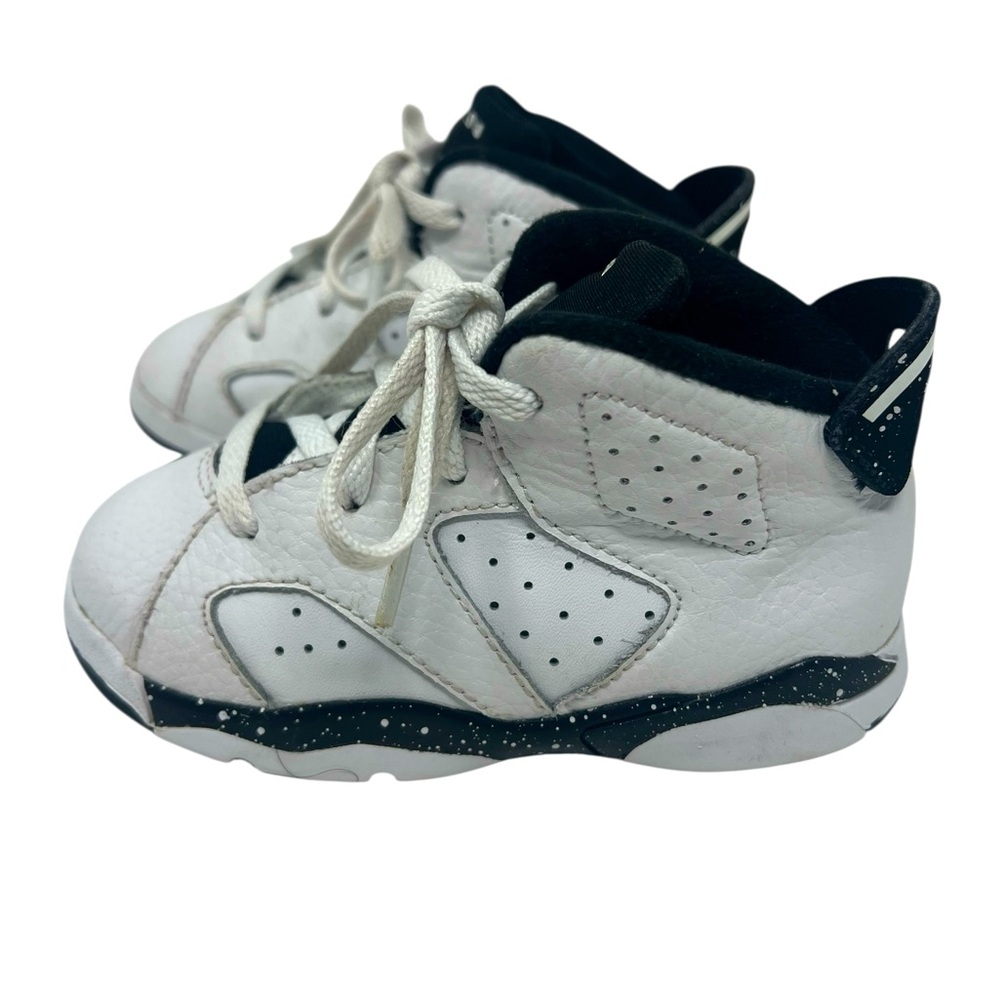 Jordan 6 retro toddler black and white